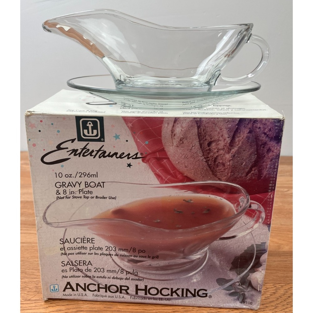 Vintage Anchor Hocking Entertainers 10oz Gravy Boat with 8" Plate Glass NEW